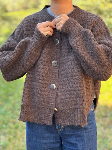 ZIGZAG CARDIGAN - CHOCOLATE